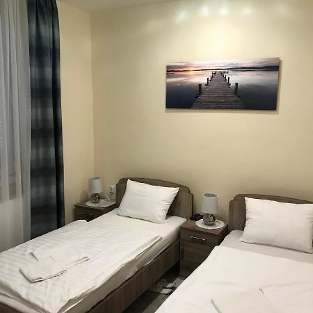 Classic Apartman Szeged Esterno foto