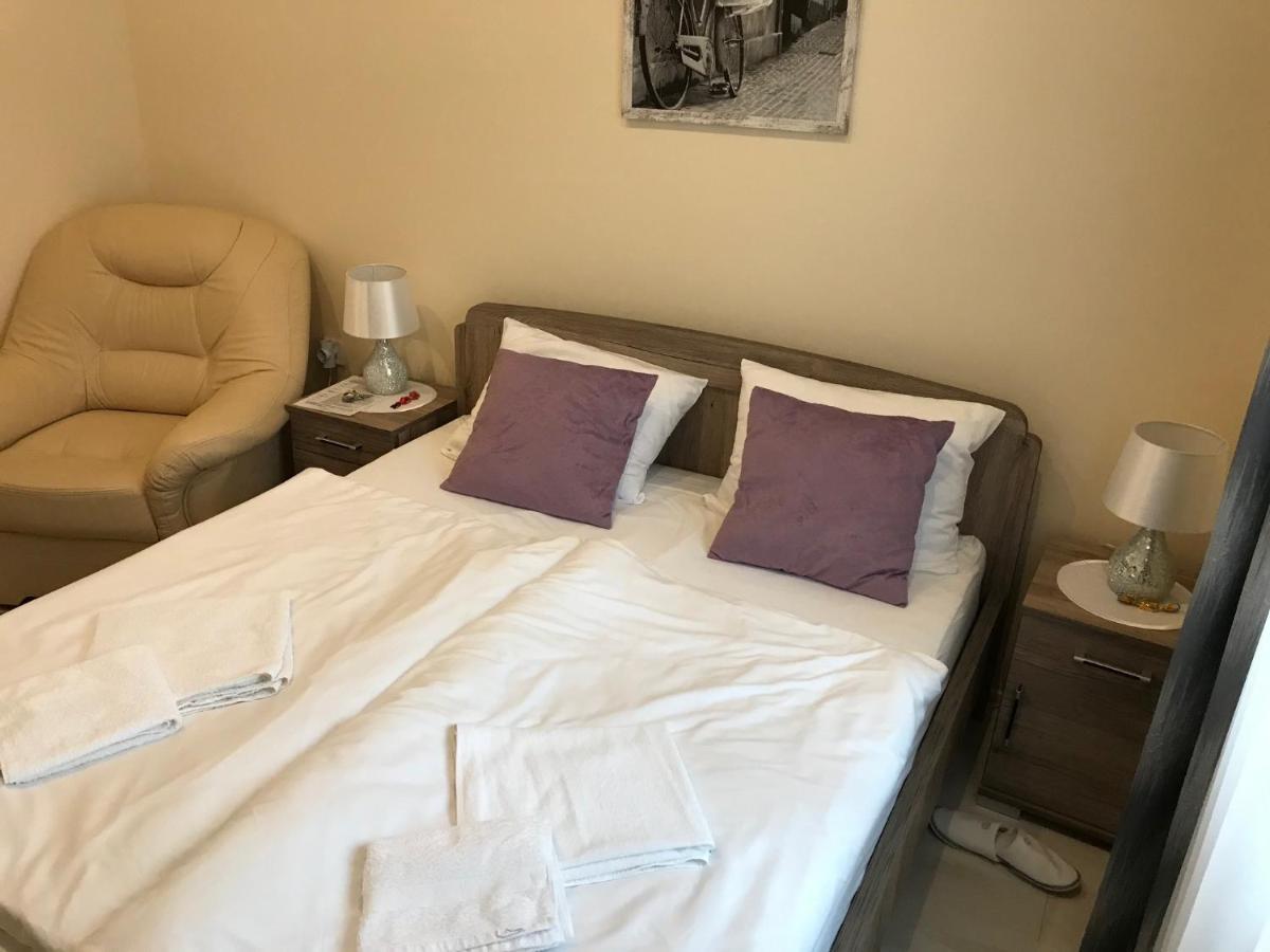 Classic Apartman Szeged Esterno foto