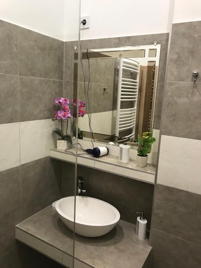 Classic Apartman Szeged Esterno foto